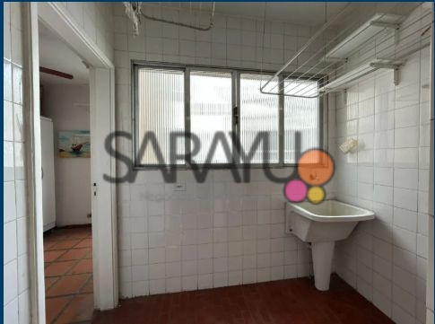 Apartamento Padrão de 03 dormitórios para venda na Praia da Enseada.