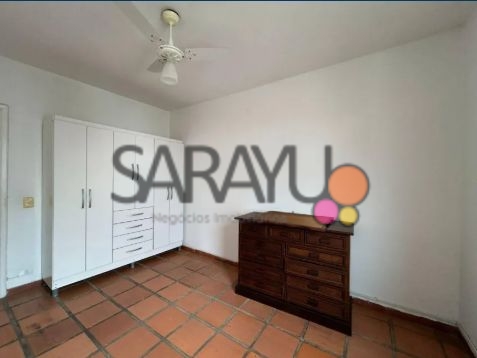 Apartamento Padrão de 03 dormitórios para venda na Praia da Enseada.