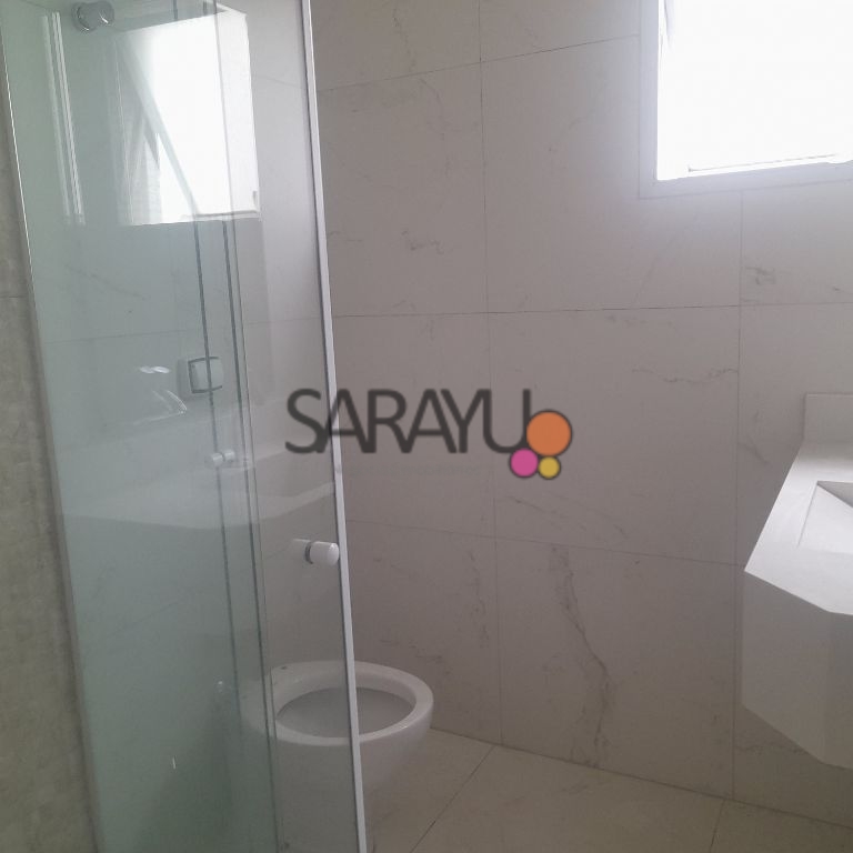 Apartamento Padrão de 03 dormitórios para venda na Praia da Enseada.