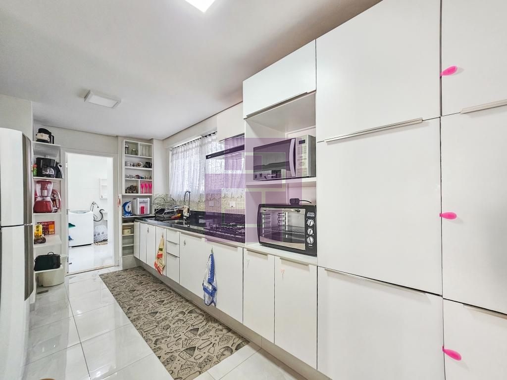 Apartamento para Venda em Guarujá / SP no bairro Pitangueiras