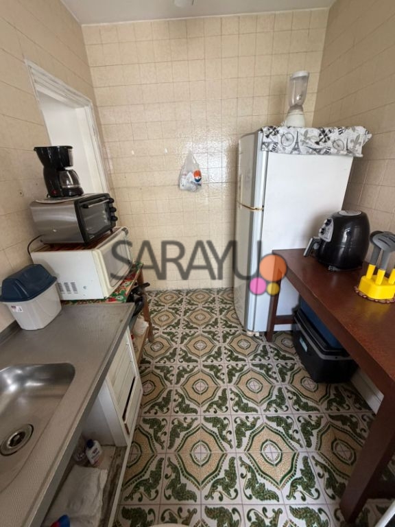 Apartamento padrão de 01 dormitório para locação anual nas p