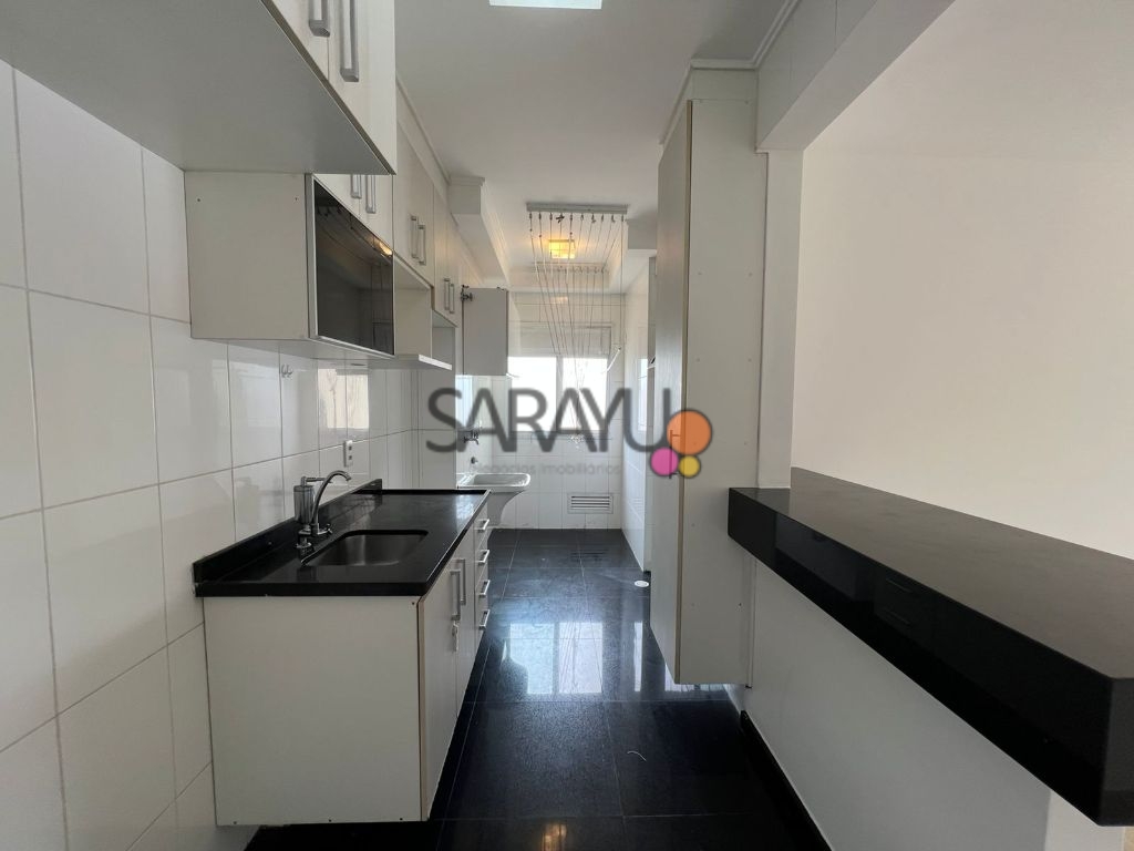 Apartamento de 2 dormitórios, varanda gourmet e área de laze
