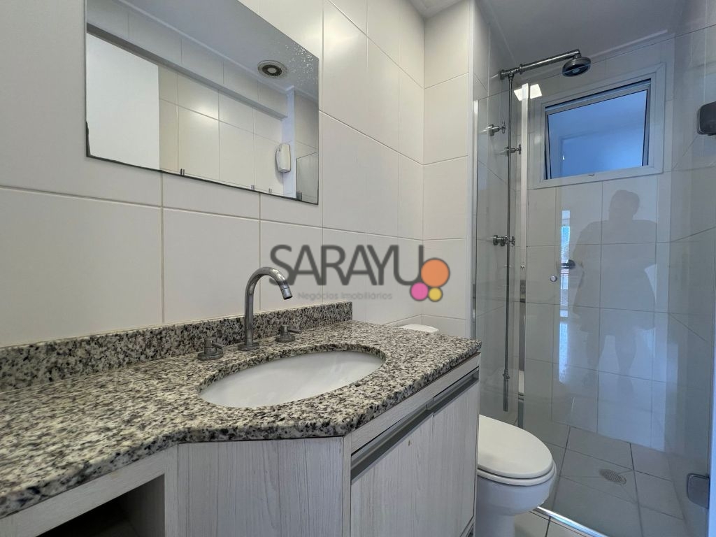 Apartamento de 2 dormitórios, varanda gourmet e área de laze