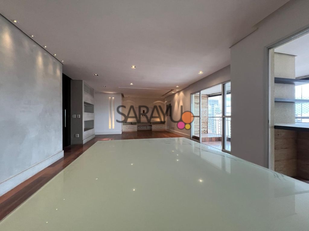 Apartamento de alto padrão com 3 suítes e área de lazer completa na Vila Mascote
