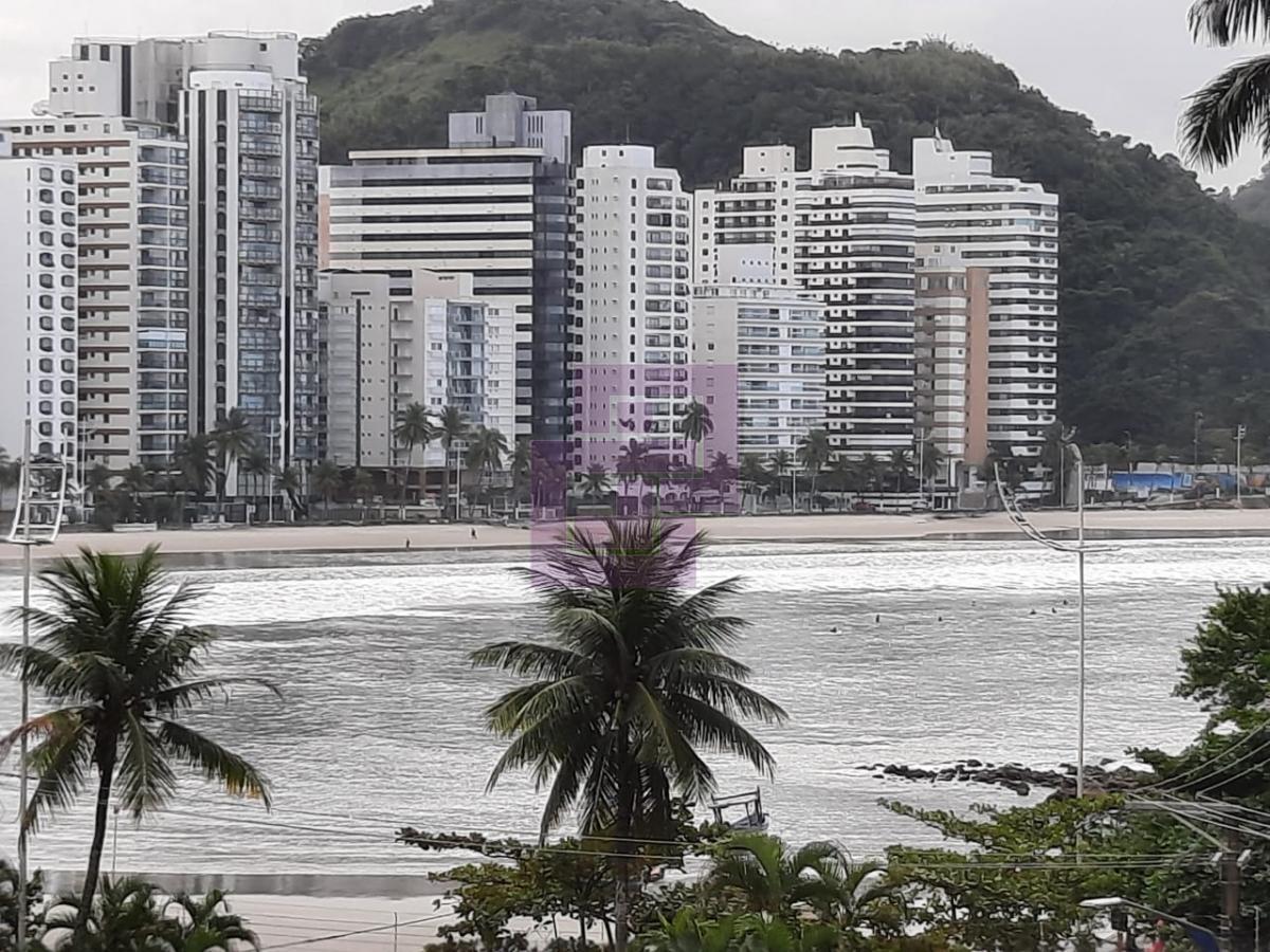 Sturias, pé na Areia . Vista Mar !
