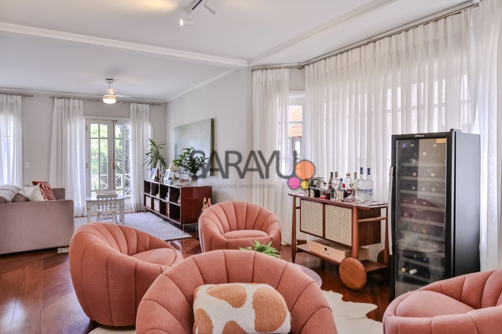 Casa de alto padrão com 5 dormitórios no jardim colombo, são
