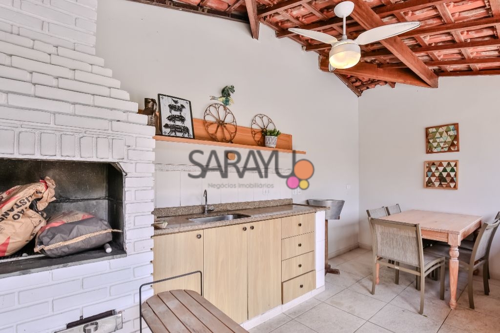 Casa de Alto Padrão com 5 Dormitórios no Jardim Colombo, São Paulo