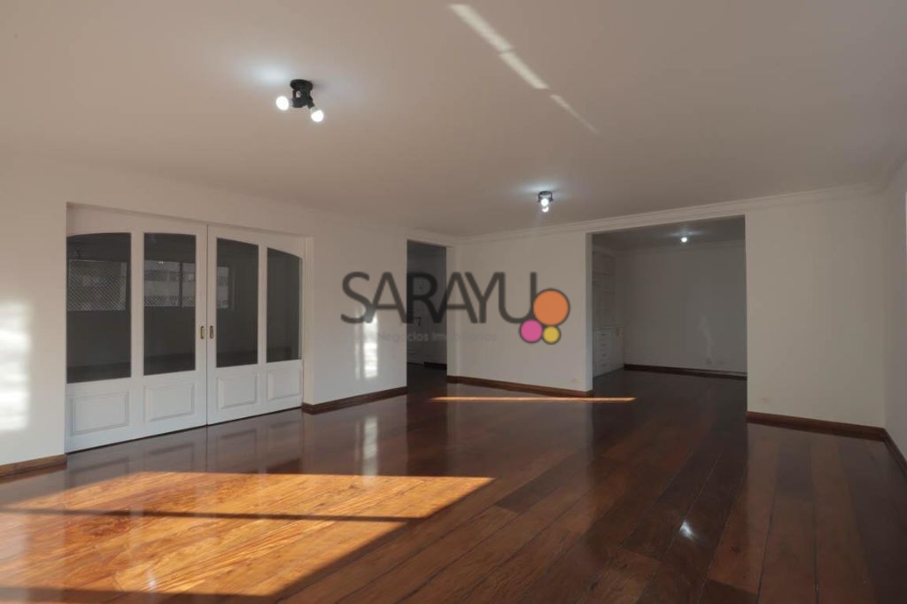 Apartamento Alto Padrão 240m² para Alugar no Itaim Bibi, SP