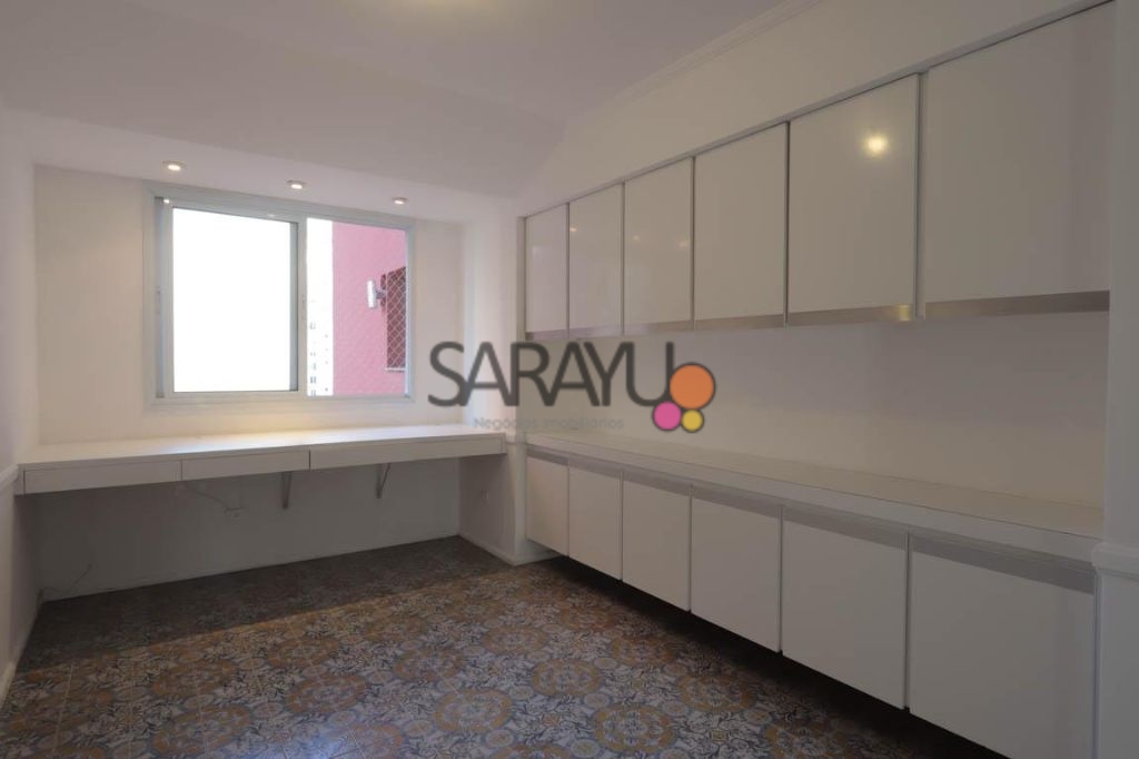 Apartamento Alto Padrão 240m² para Alugar no Itaim Bibi, SP