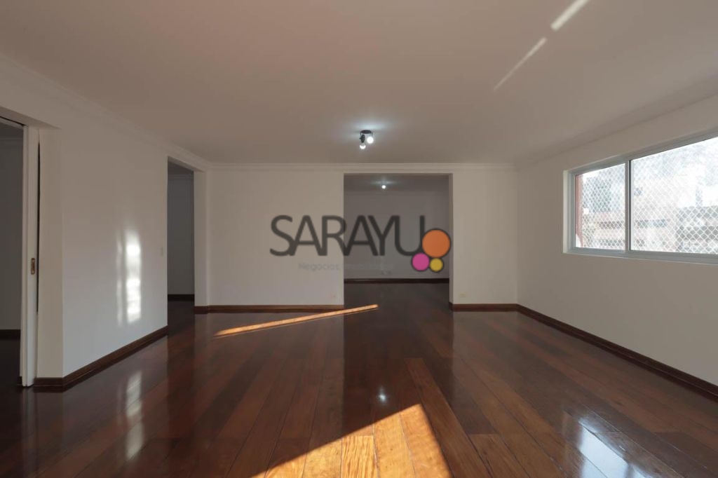 Apartamento Alto Padrão 240m² para Alugar no Itaim Bibi, SP
