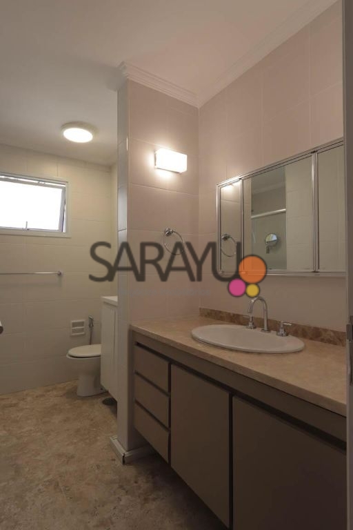 Apartamento Alto Padrão 240m² para Alugar no Itaim Bibi, SP