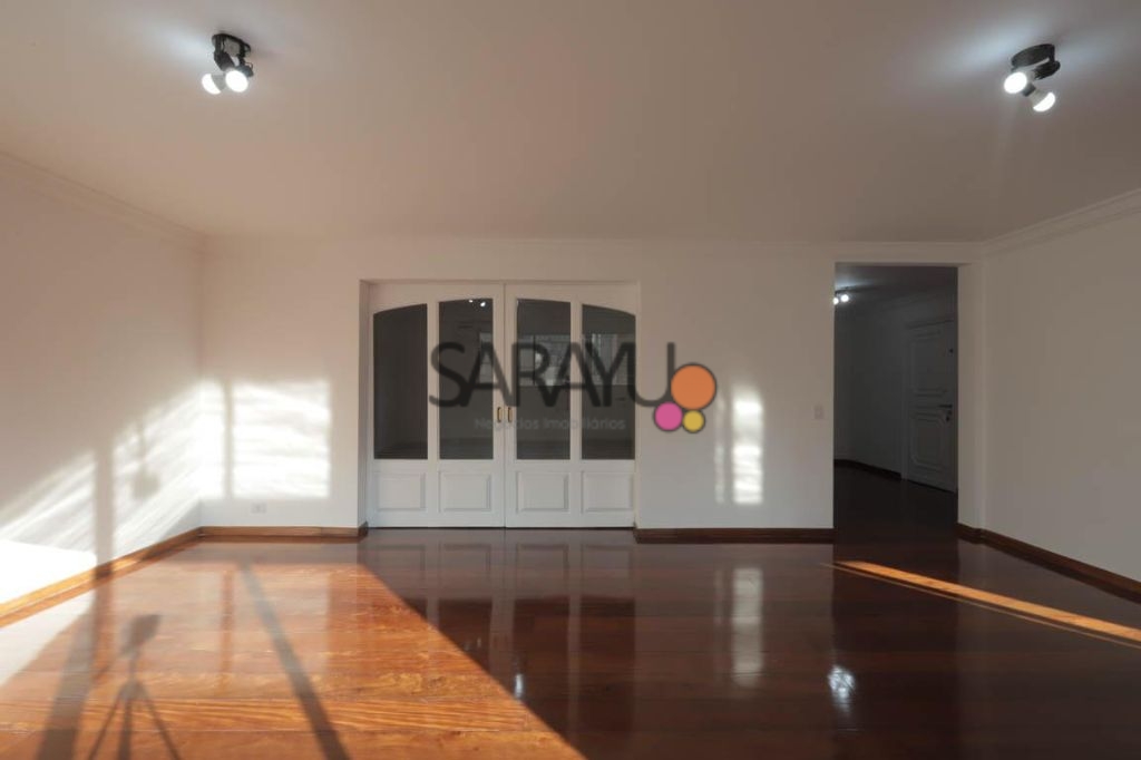 Apartamento Alto Padrão 240m² para Alugar no Itaim Bibi, SP
