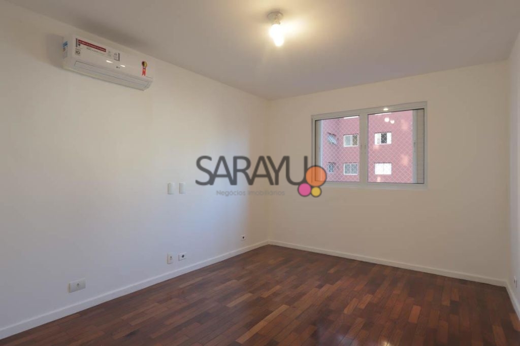 Apartamento Alto Padrão 240m² para Alugar no Itaim Bibi, SP