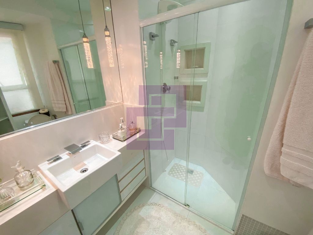 Apartamento para Venda em Guarujá / SP no bairro Astúrias