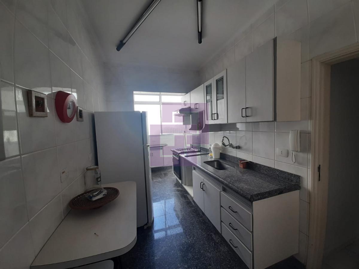 Pitangueiras, 50 mts do mar ! Próximo ao restaurante Avelinos.