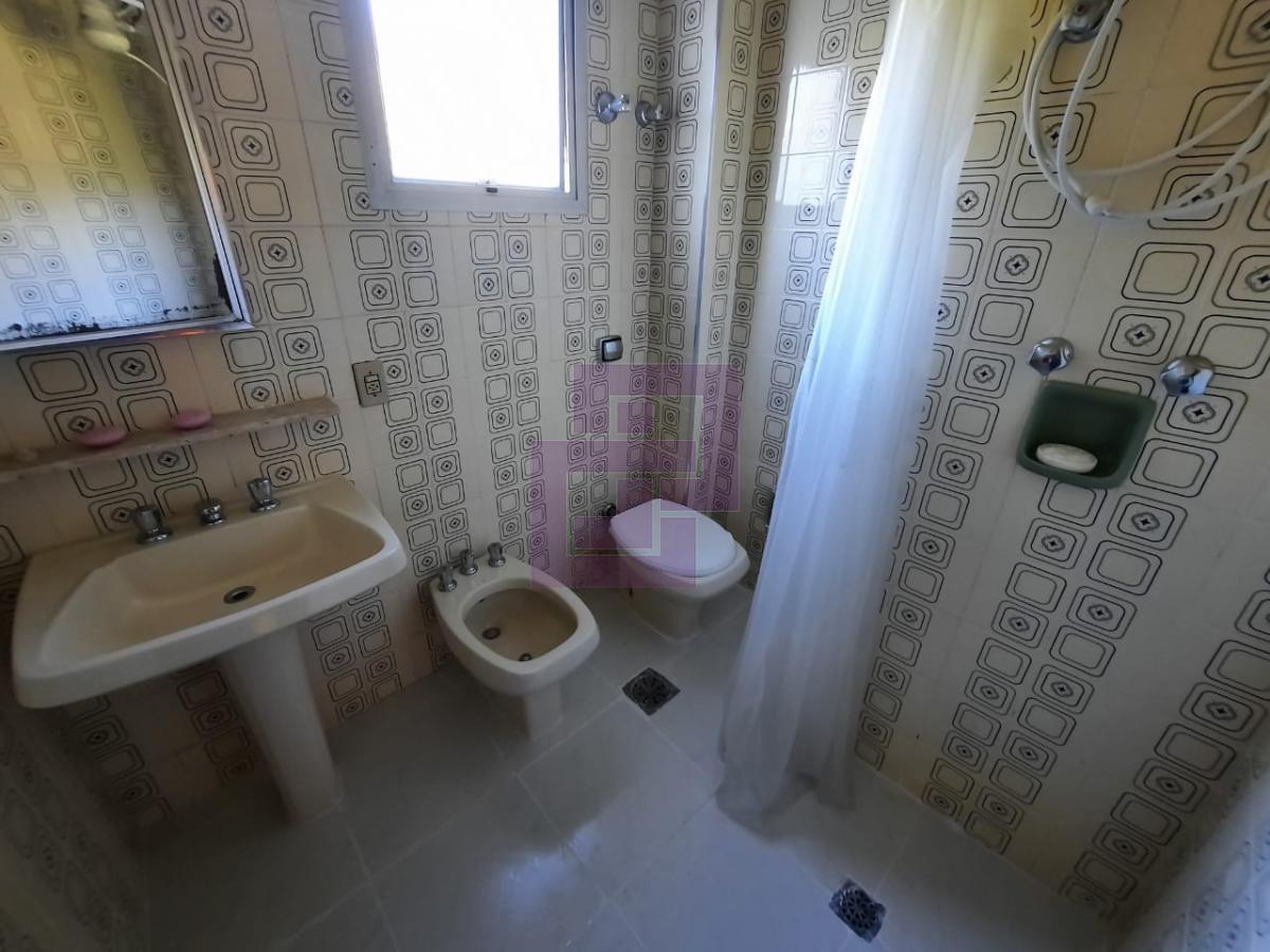 Apartamento para Venda em Guarujá / SP no bairro Astúrias