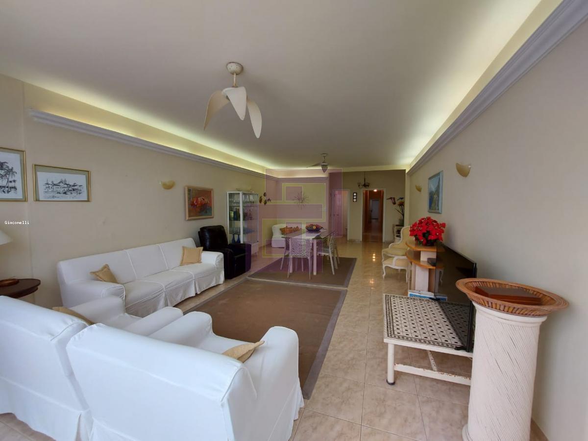 Apartamento para Venda em Guarujá / SP no bairro Pitangueiras