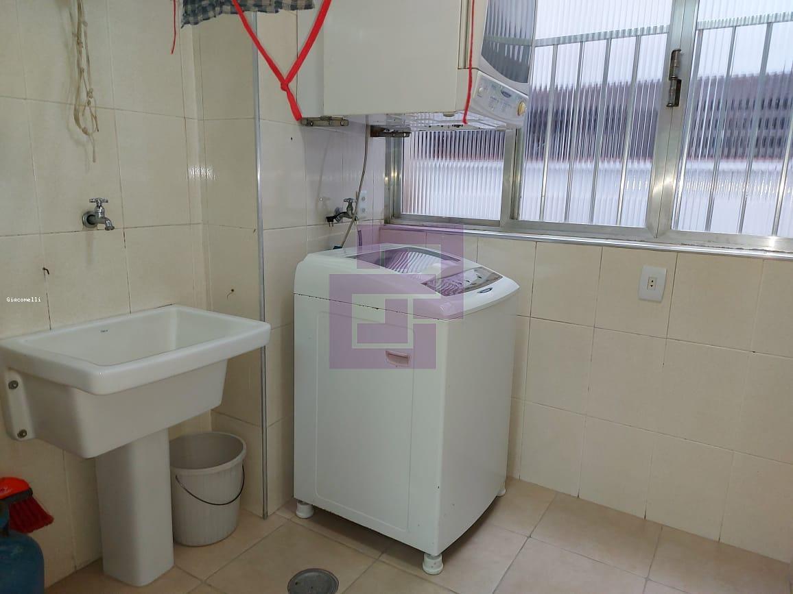 Apartamento para Venda em Guarujá / SP no bairro Pitangueiras