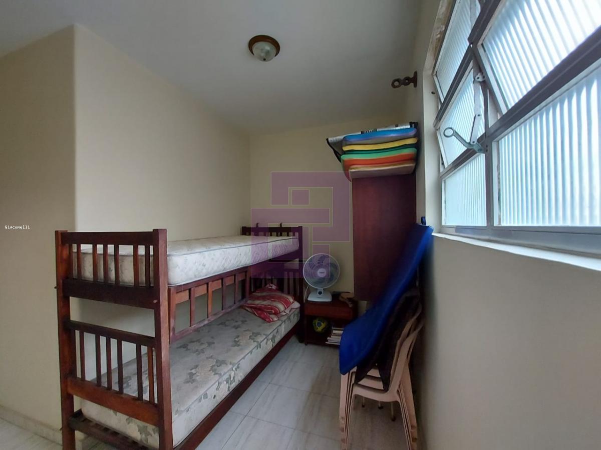 Apartamento para Venda em Guarujá / SP no bairro Pitangueiras