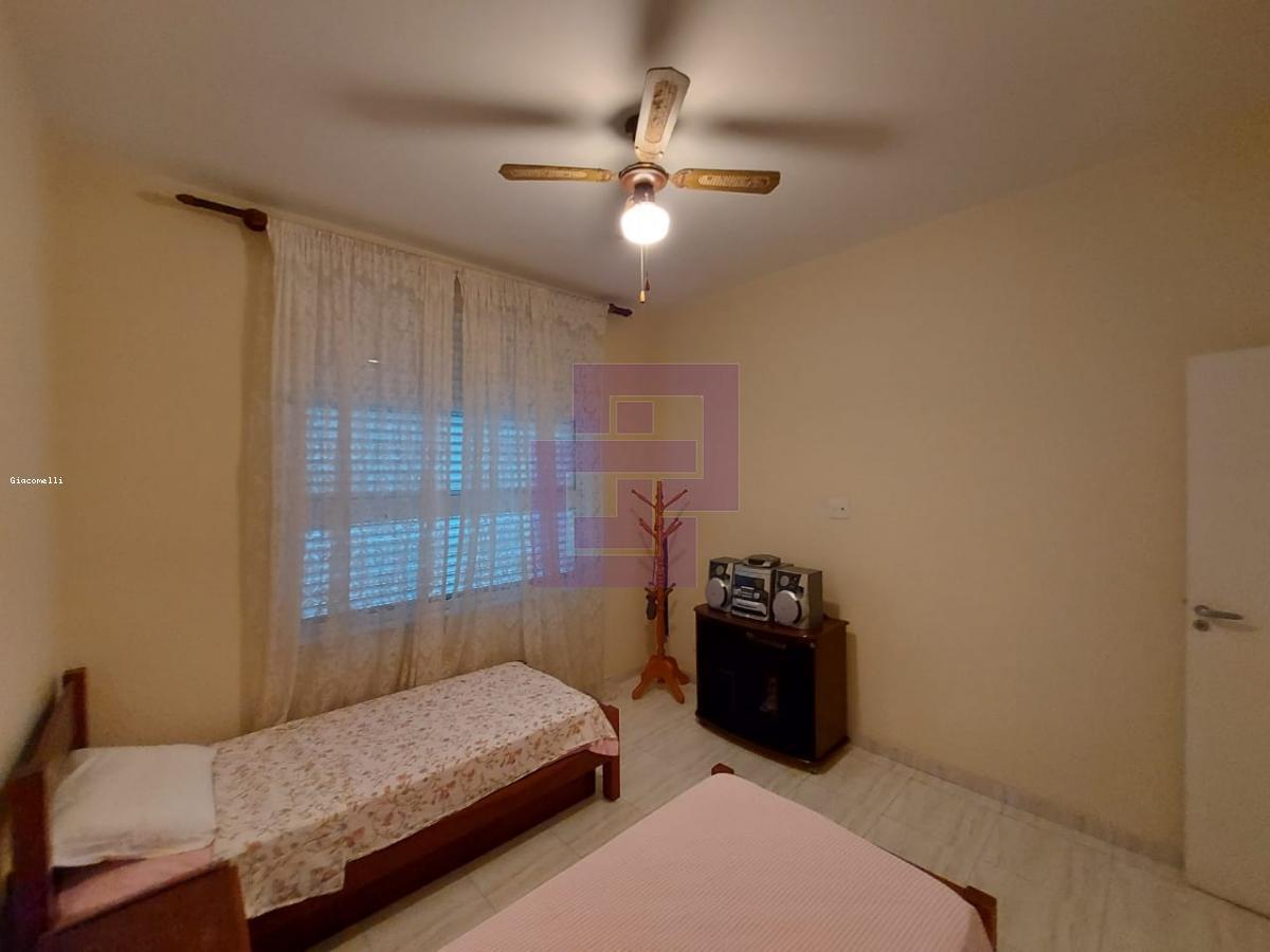Apartamento para Venda em Guarujá / SP no bairro Pitangueiras