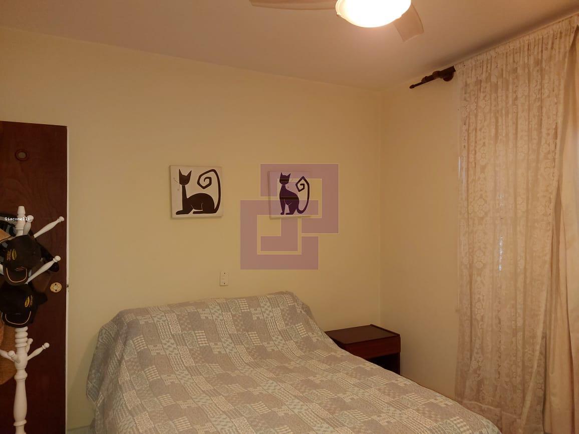 Apartamento para Venda em Guarujá / SP no bairro Pitangueiras