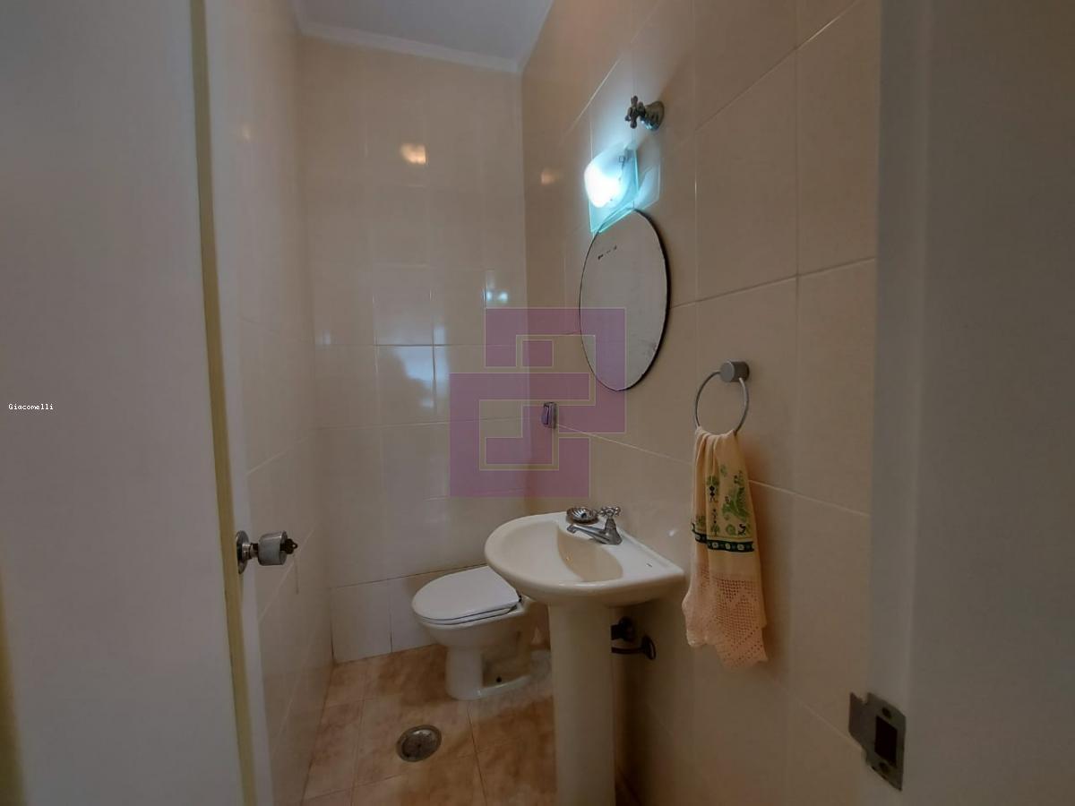 Apartamento para Venda em Guarujá / SP no bairro Pitangueiras