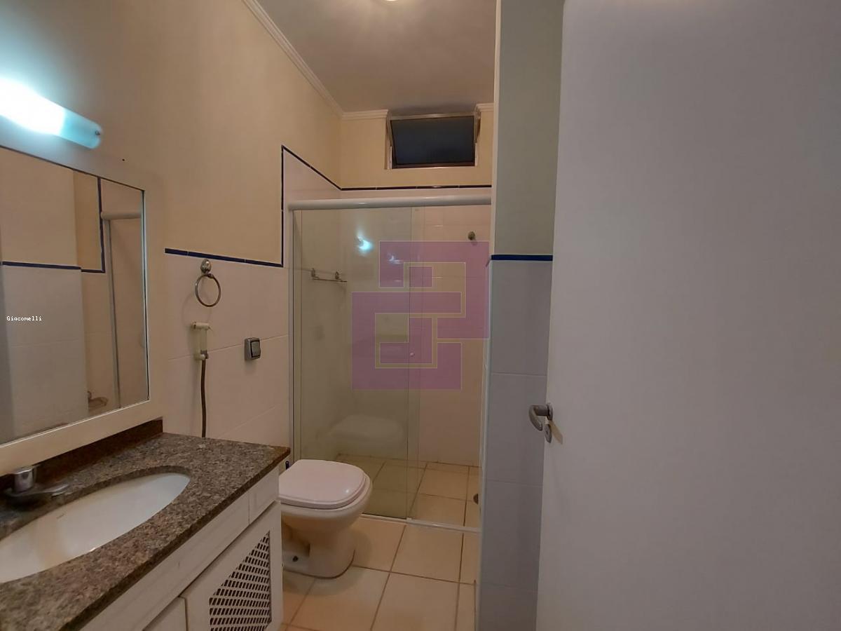 Apartamento para Venda em Guarujá / SP no bairro Pitangueiras