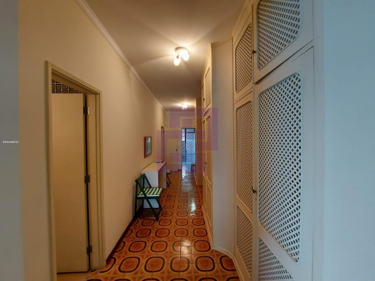 Apartamento para Venda em Guarujá / SP no bairro Pitangueiras