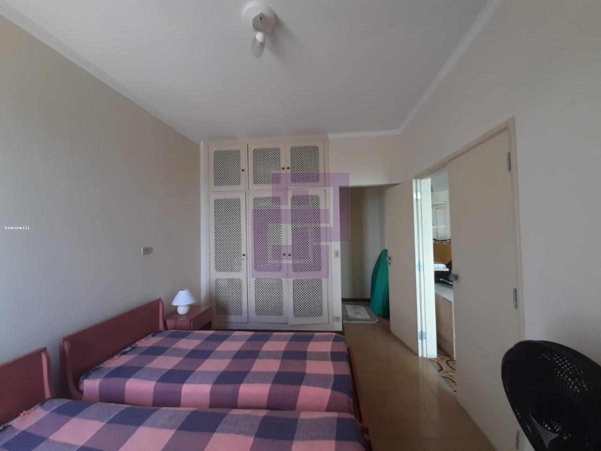 Apartamento para Venda em Guarujá / SP no bairro Pitangueiras