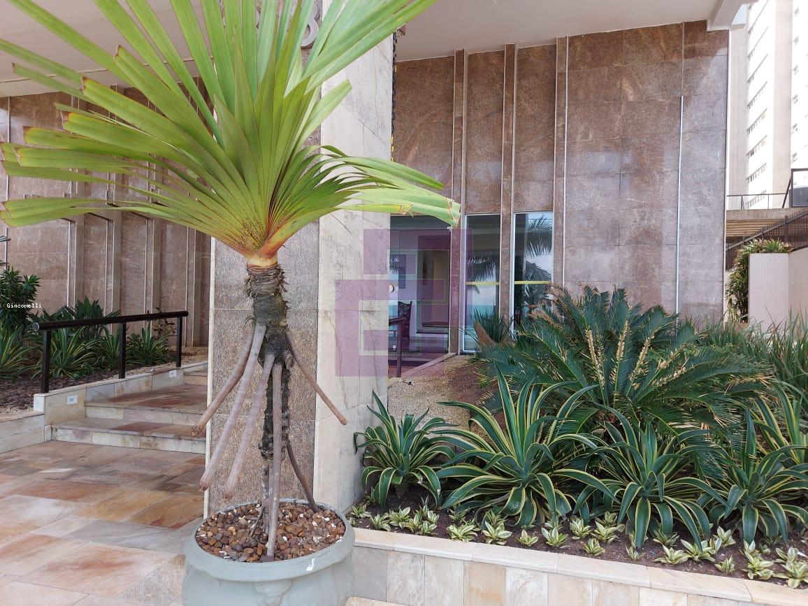 Apartamento para Venda em Guarujá / SP no bairro Pitangueiras