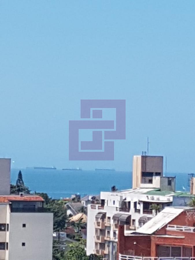Cobertura Duplex para Venda em Guarujá / SP no bairro ENSEADA