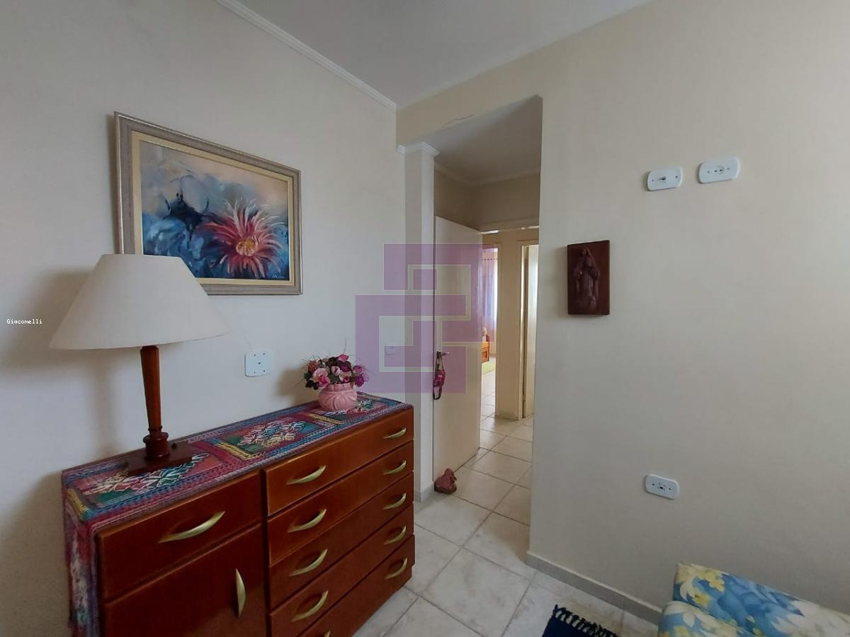 Apartamento para Venda em Guarujá / SP no bairro Astúrias