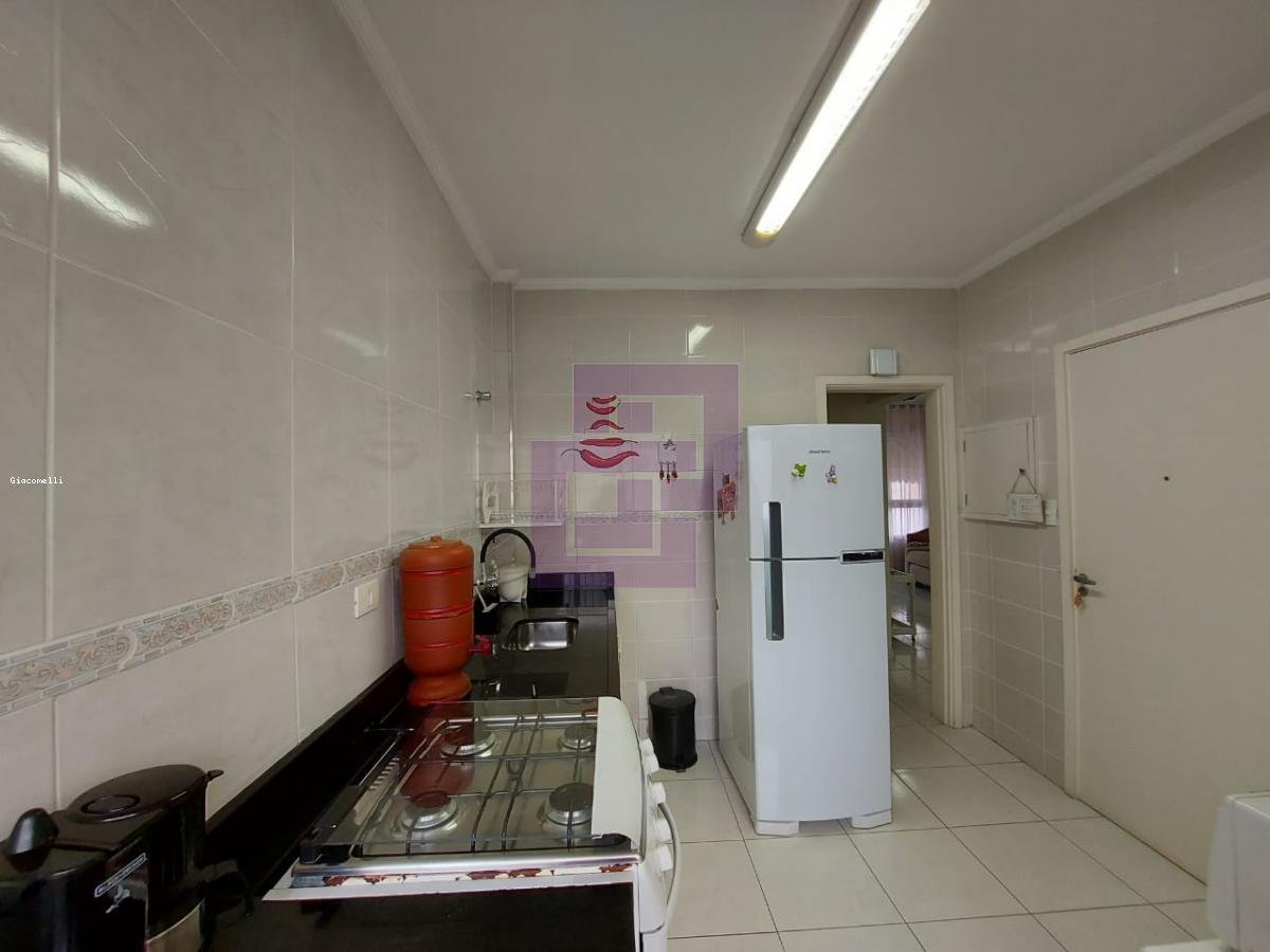 Apartamento para Venda em Guarujá / SP no bairro Pitangueiras