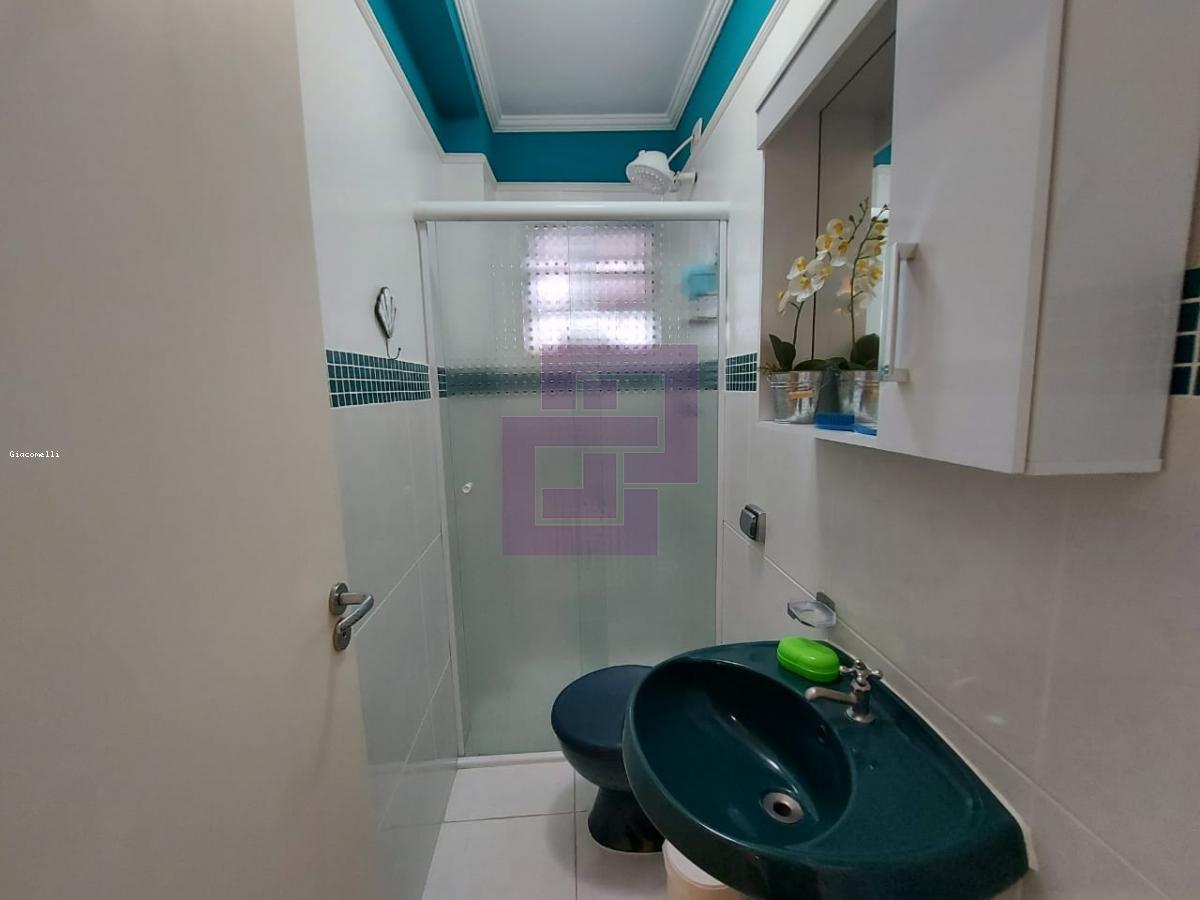 Apartamento para Venda em Guarujá / SP no bairro Pitangueiras