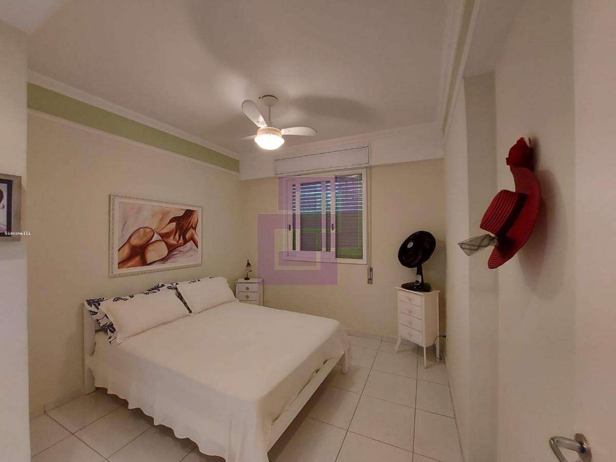 Apartamento para Venda em Guarujá / SP no bairro Pitangueiras