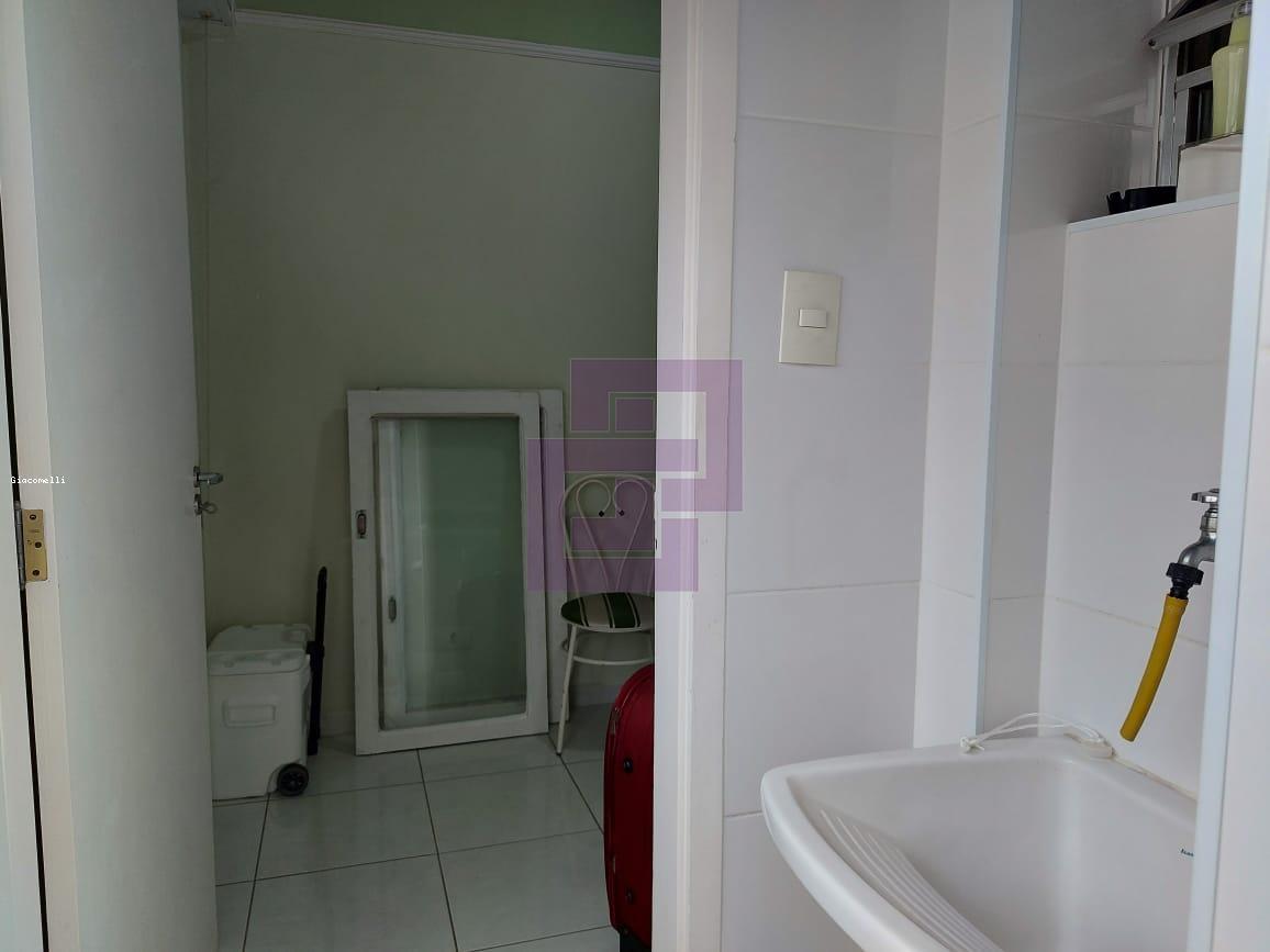Apartamento para Venda em Guarujá / SP no bairro Pitangueiras