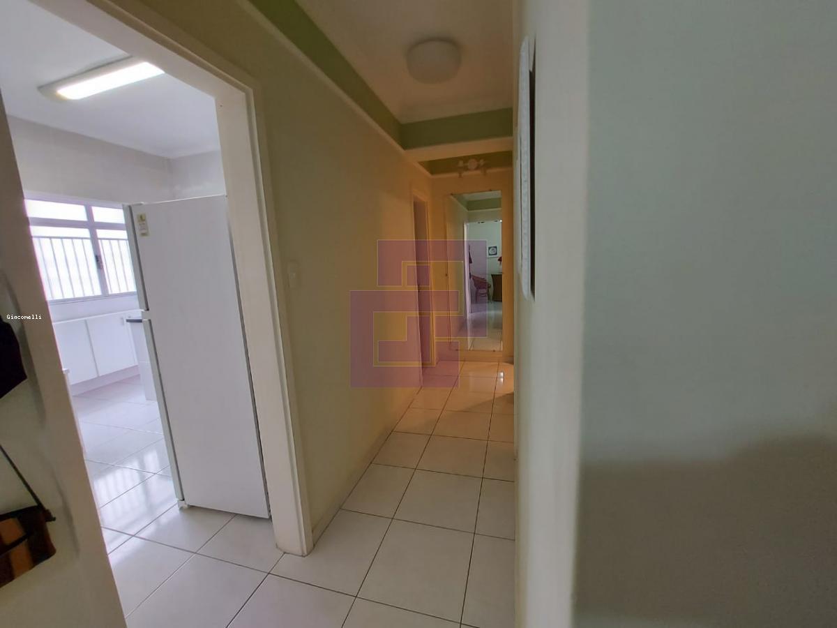 Apartamento para Venda em Guarujá / SP no bairro Pitangueiras