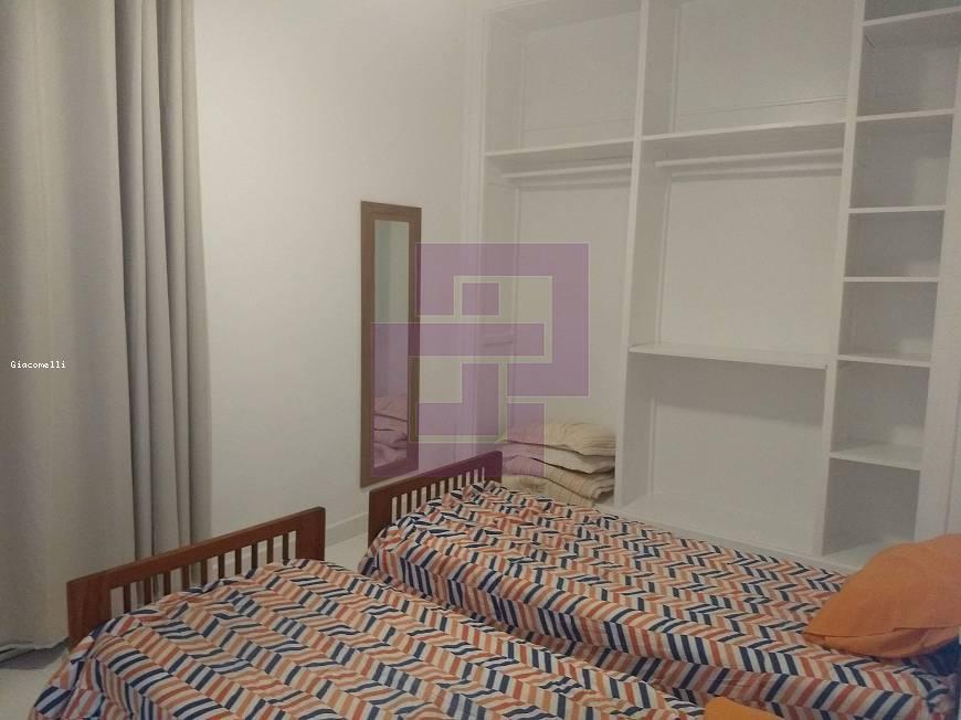 Apartamento para Venda em Guarujá / SP no bairro Pitangueiras