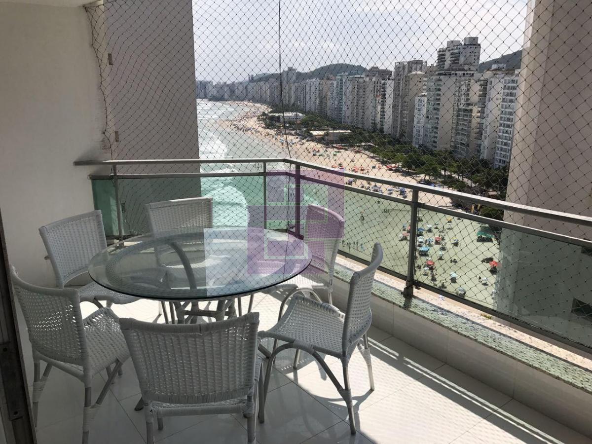 Apartamento para Locação em Guarujá / SP no bairro Pitangueiras