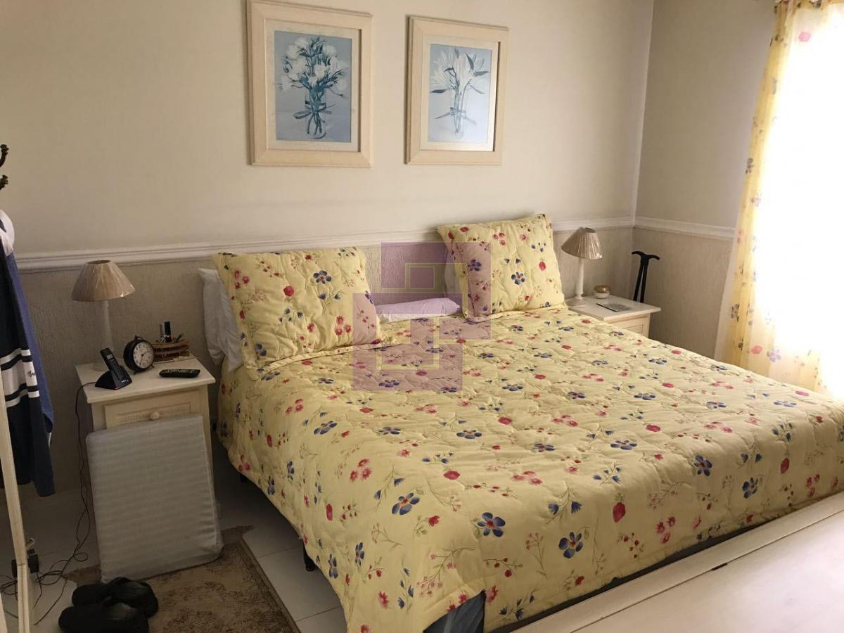 Apartamento para Locação em Guarujá / SP no bairro Pitangueiras