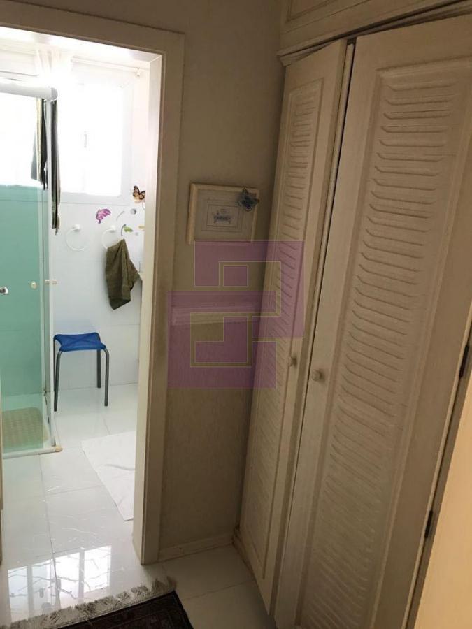 Apartamento para Locação em Guarujá / SP no bairro Pitangueiras