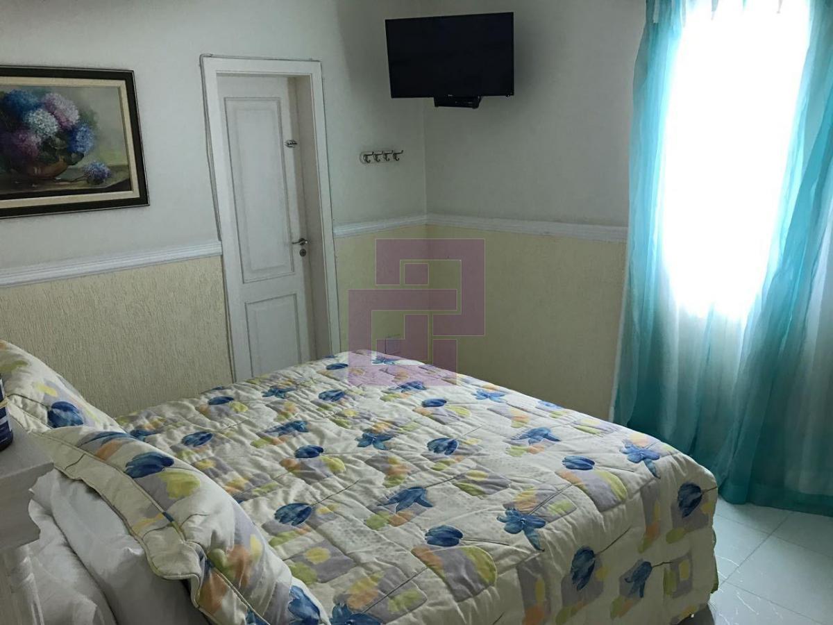 Apartamento para Locação em Guarujá / SP no bairro Pitangueiras