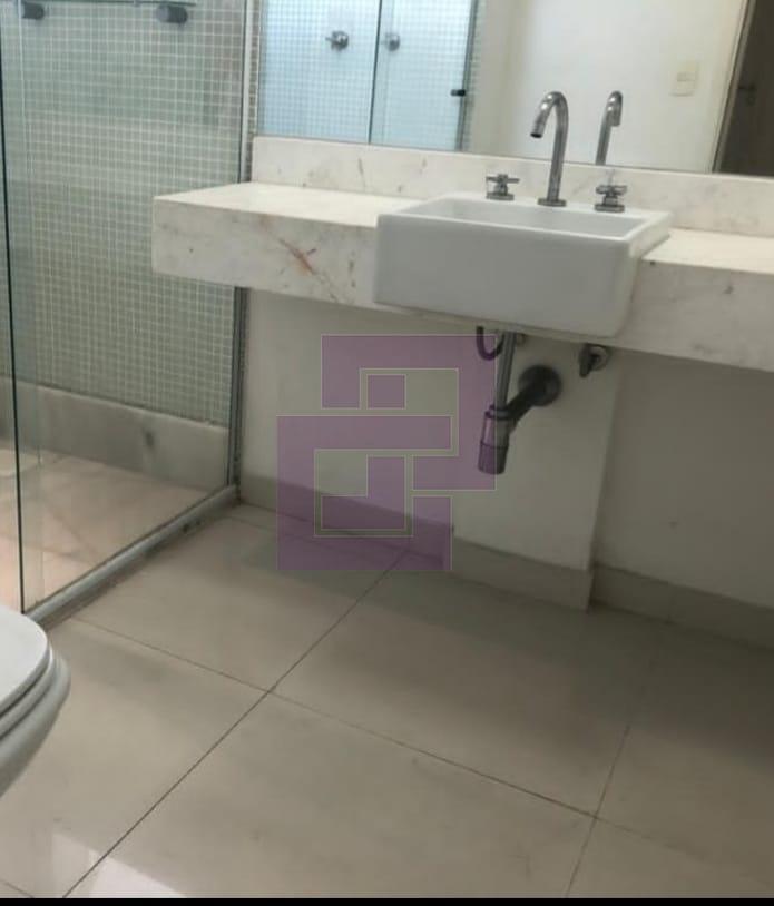 Apartamento para Locação em Guarujá / SP no bairro Astúrias