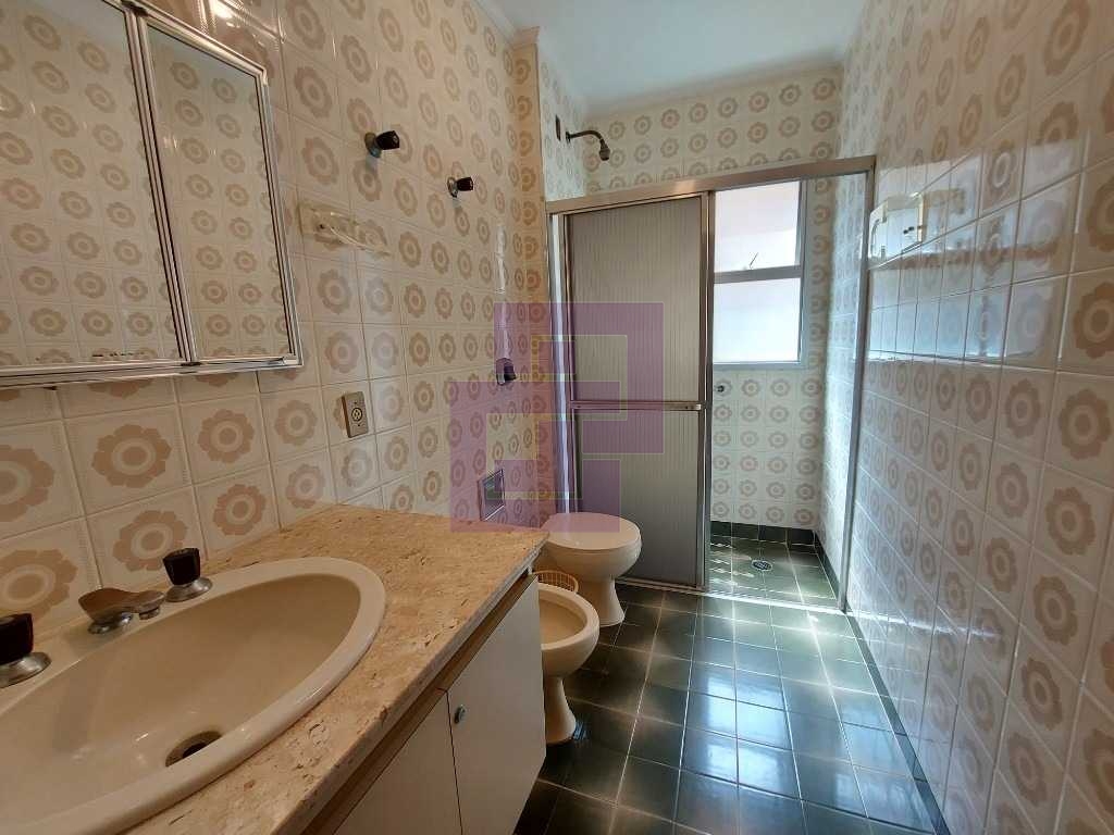 Venda de apartamentos / padrão na cidade de guarujá