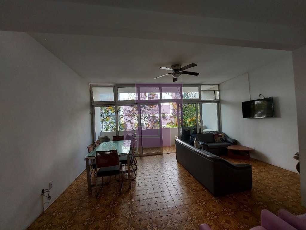 Venda de Apartamentos / Padrão na cidade de Guarujá