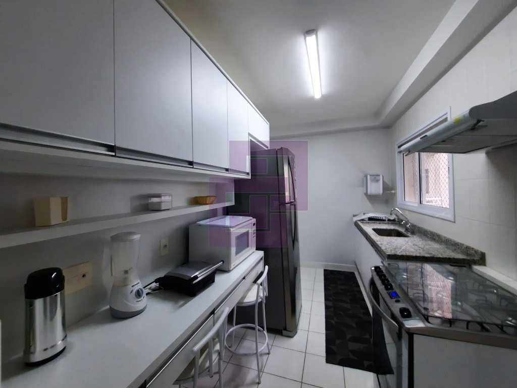 Venda de Apartamentos / Padrão na cidade de Guarujá