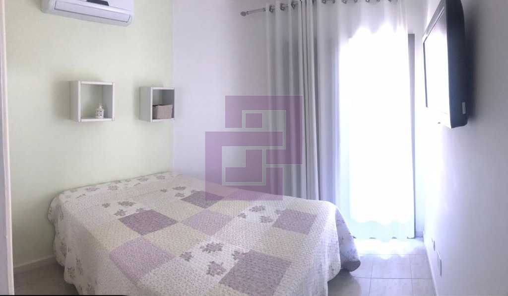Venda de apartamentos / padrão na cidade de guarujá