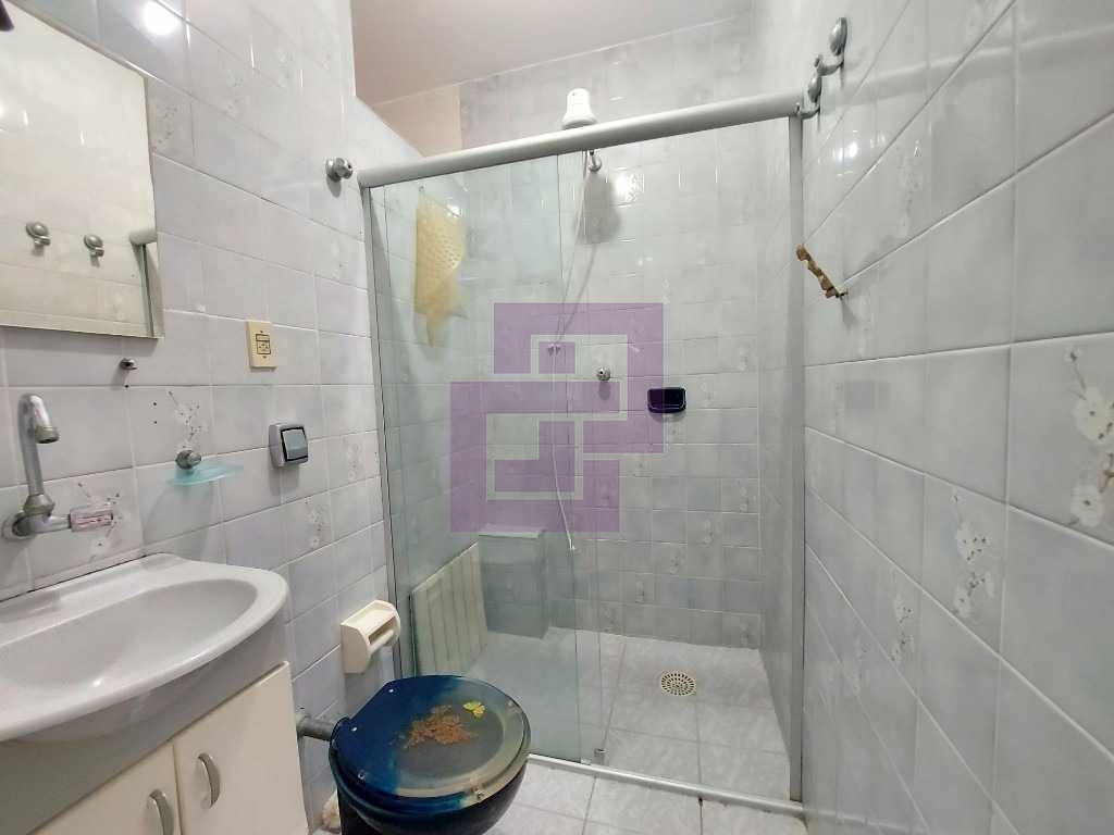 Venda de Apartamentos / Padrão na cidade de Guarujá