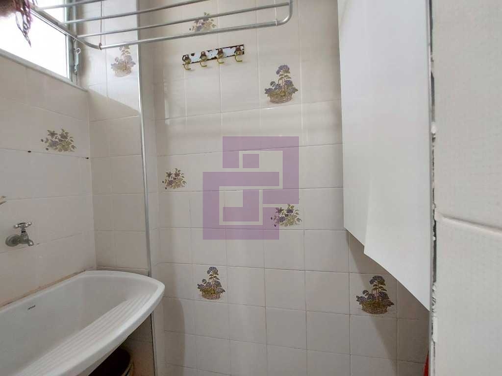 Venda de Apartamentos / Padrão na cidade de Guarujá
