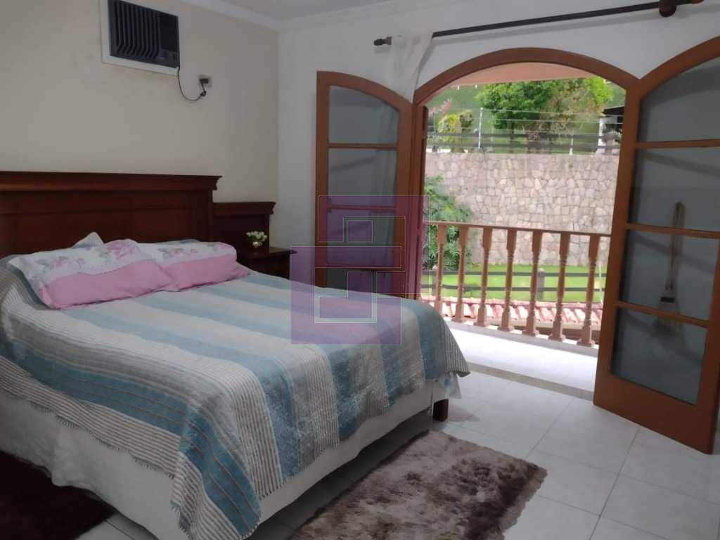 Casa Pitangueiras com piscina e churrasqueira!!!